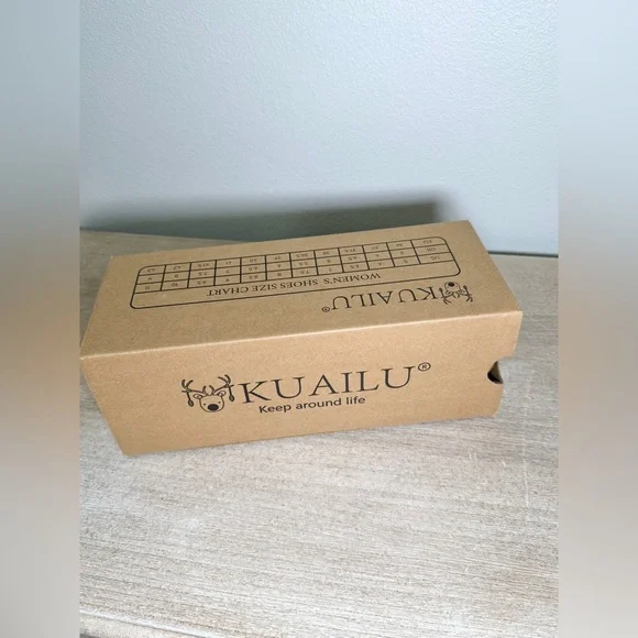 NWT KUAILU Sandal Flip Flop Thong Yoga Cushion Elegant White Tan Women Size 8 - Picture 9 of 10